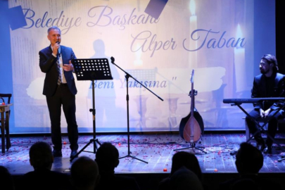 Bursa'da İnegöl protokolü şiirleriyle konuştu