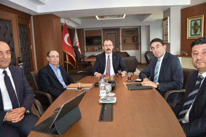 Ticaret Bakanlığı'ndan 4 zincir markete uyarı