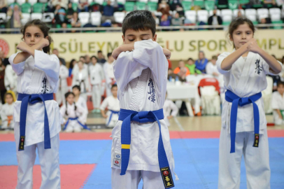 Bursa Yıldırım'da karate rüzgarı