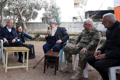 Bakan Akar Cumhurbaşkanı Erdoğan ile görüştürdü