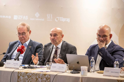 Başkan Soyer 3. Yüksek İstişare Kurulu'nda konuştu