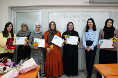Beylikdüzü'nde 'anne-destek'te sertifika sevinci