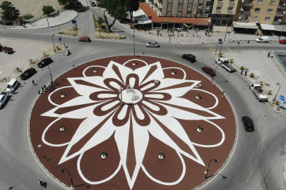 Manisa Turgutlu'da Alparslan Türkeş Kavşağı'na peyzaj