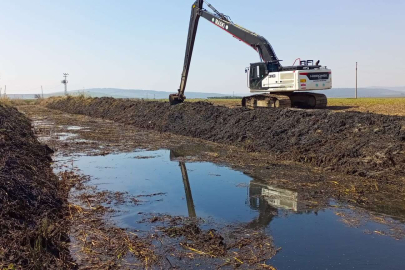 Manisa Beyoba'da dere temizliği