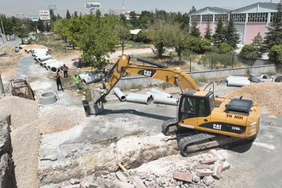 8 ayda Konya'nın altyapısına 162 kilometrelik şebeke