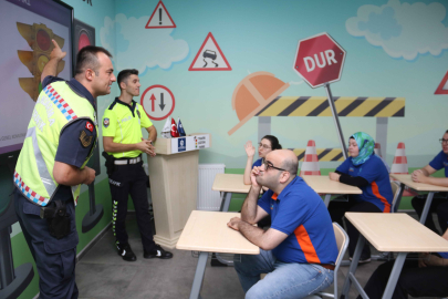 Kocaeli'nde özel öğrenciler Trafik Eğitim Merkezi'nde