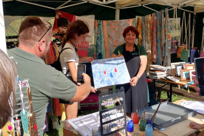 Muratpaşa ebru ve keçe sanatını Bulgaristan'da tanıttı