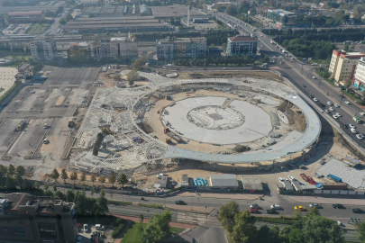 Kocaeli Milli İrade Meydanı'ndaki otoparkta sona yaklaşıldı