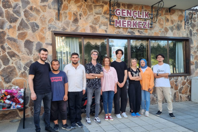 Malatya'da Gençlik Merkezi öğrencilerinden YKS başarısı
