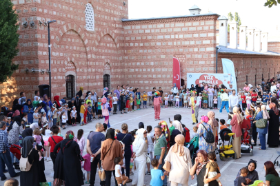 Bursa Yıldırım'da sokaklar şenlendi