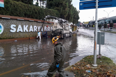 Sakarya'da yağış mesaisi aralıksız sürüyor