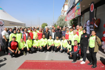 Kayseri'de ANDA Spor Okulu'na renkli açılış