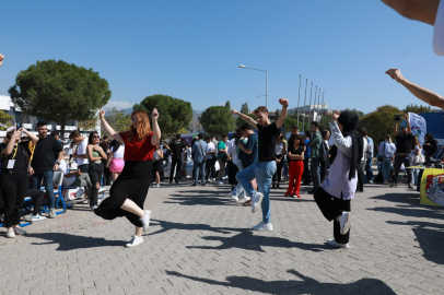 Dokuz Eylül'de spor şenliği başladı