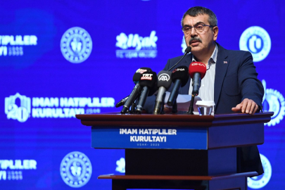 Milli Eğitim Bakanı öğretmenlere sahip çıktı