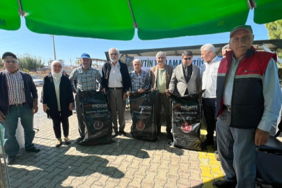 Manisa'da Turgutlu ve Ahmetlili zeytin üreticilerine destek