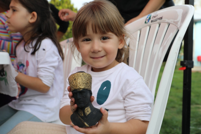 ‘Her Eve Bir Atatürk’ çocuk atölyeleri sürüyor