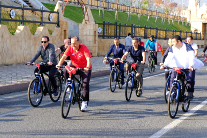 Bingöl’de bisiklet turuyla Cumhuriyet coşkusu