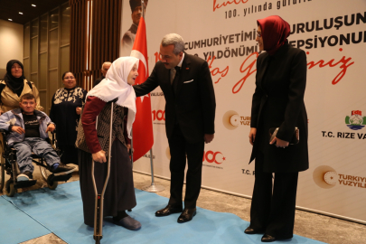 Rize'de resepsiyonun onur konuğu 112 yaşındaki çınar