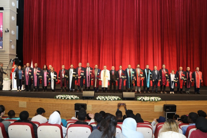 Mehmet Özhaseki'ye fahri doktora unvanı