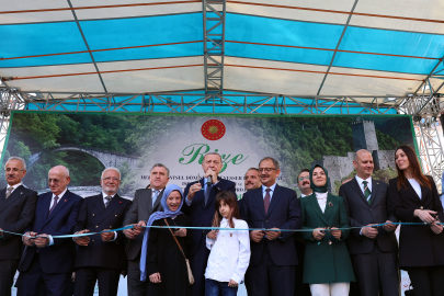 Erdoğan memleketi Rize'den dünyaya mesaj verdi... Gazze'yi çaresiz bırakmayacağız!