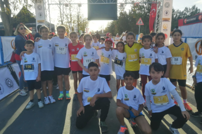 Bursa'da Yenişehirli atletler başarıdan başarıya koşuyor