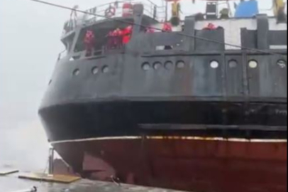 Karaya oturan gemideki tüm persenel tahliye edildi