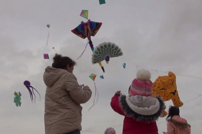 Gazzeli çocuklar için Mardin semalarında uçurdular
