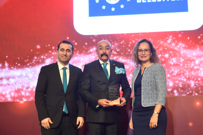 Bursa'ya 'yalın belediyecilik' ödülü