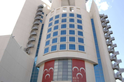 MHP'den 3 il teşkilatına fesh!