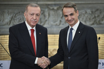 Cumhurbaşkanı Erdoğan’dan Miçotakis’e kutlama telefonu