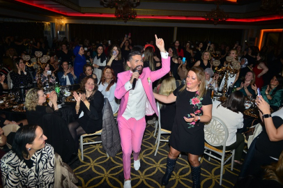 Mehmet Çevik'ten coşkulu konser