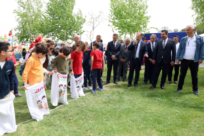 TBMM bahçesinde renkli buluşma