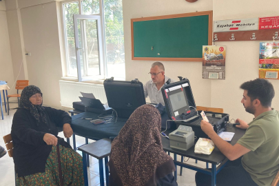 Keşan'da 9439 kişiden 1625 kişi kimliklerini yeniledi