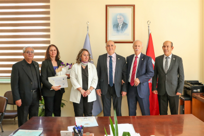 Trakya Üniversitesi Fen Fakültesi Dekanlığında devir teslim töreni