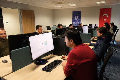 Bursa’da 'Dijital Gençlik Merkezi' oluşturuldu