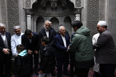 Memduh Büyükkılıç Kayserililerle bayramlaştı