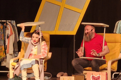 'Parça Tesirli Pazarlar' Gölcük'ü güldürdü