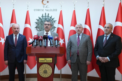 Bakan Tekin eğitimi Çorum'dan değerlenirdi