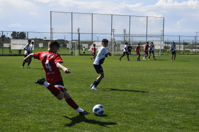 Keşan Gençlerbirliği'nden Antalya Cup’ta çifte ikincilik