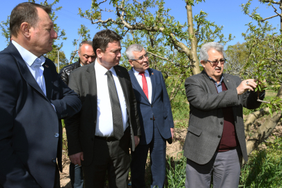 Bursa Osmangazi'de Başkan Aydın çiftçilerin yanında