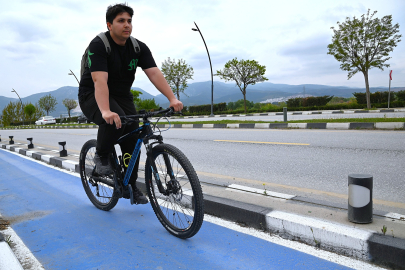 Yenilenen bisiklet yolu öğrencilerden tam not aldı