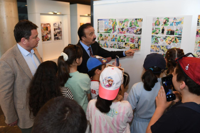 Bursa Osmangazi'de 'Elinde Fırça, Dilinde Müzik' çizgi roman sergisi