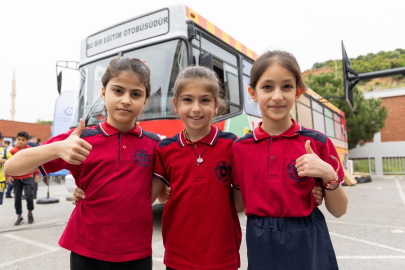 İzmir'de Dobidob ile çocuklara geri dönüşüm bilinci