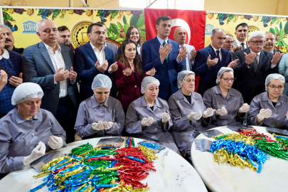 Manisa'da saçılacak 8 ton mesir macunun duası yapıldı