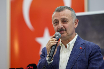 Başkan Büyükakın: Onlar konuşur, biz eser yaparız!