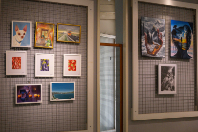 İzmir Bornova’da fırçalardan dökülen hayaller sergileniyor