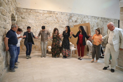 Mardin Artuklu'da  “Dengbêj Gecesi”,