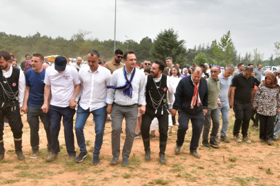 Başkan Eşki Karadeniz rüzgarına eşlik etti