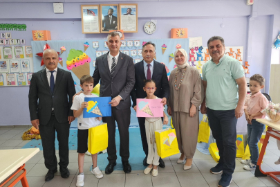 Gölcük'te öğrencilerin karne heyecanı