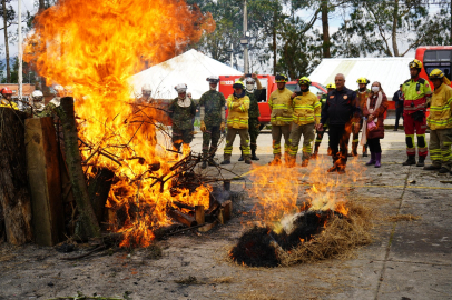 Kolombiyalı itfaiyecilere Konya  eğitimi